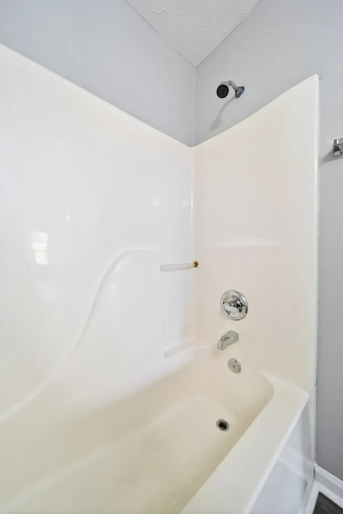 998 Tom Hailey Boulevard La Vergne TN 37086