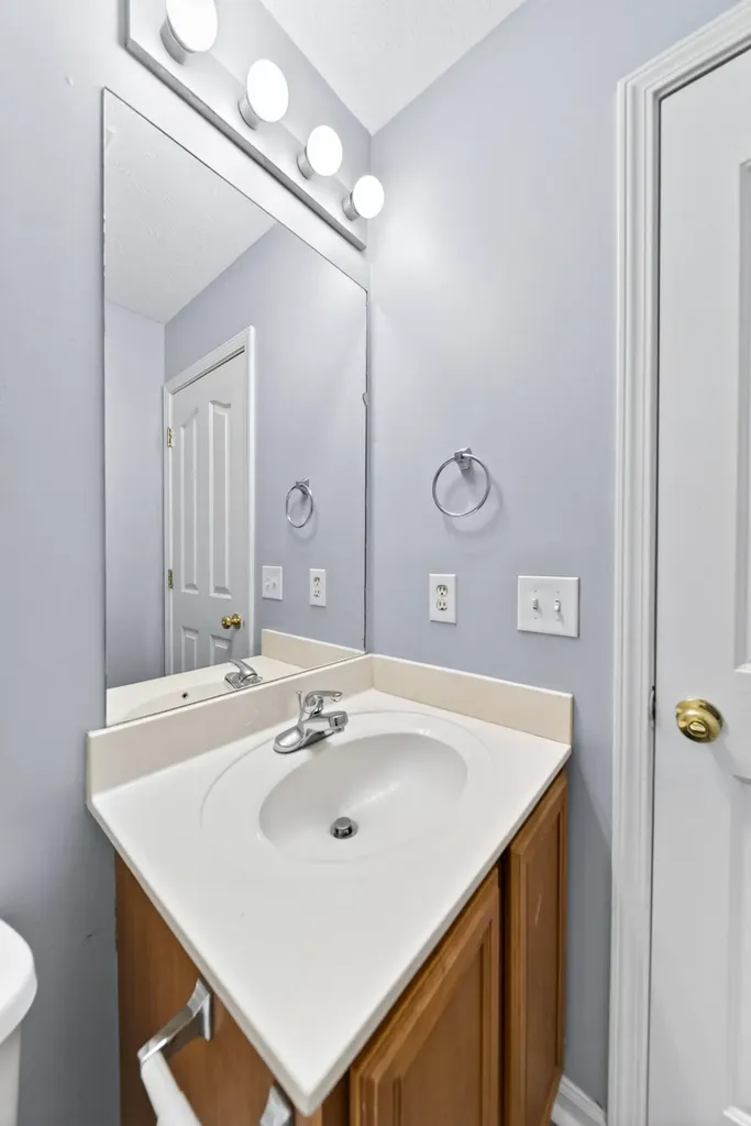 998 Tom Hailey Boulevard La Vergne TN 37086