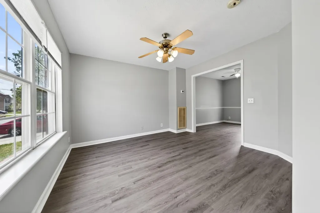 998 Tom Hailey Boulevard La Vergne TN 37086