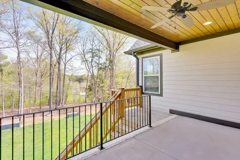 555 Kashaya Lane Soddy Daisy TN 37379