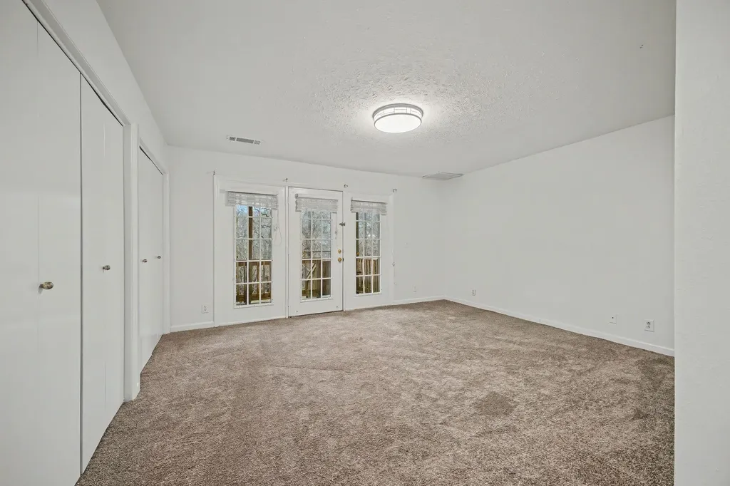 5236 Village Way Nashville TN 37211