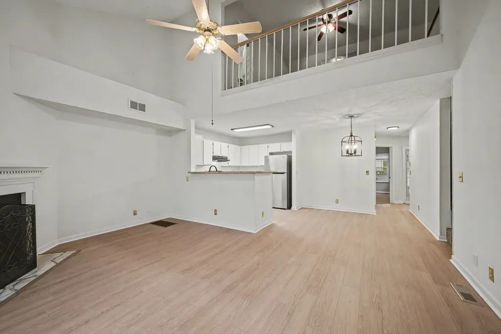 5236 Village Way Nashville TN 37211
