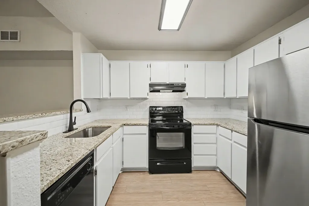 5236 Village Way Nashville TN 37211