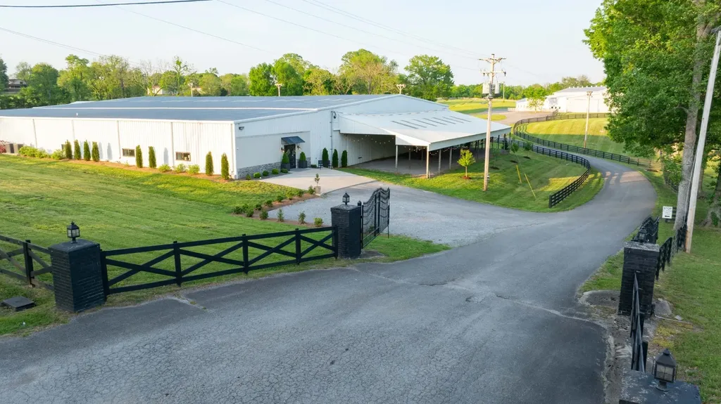 5830 Hwy 231 S Castalian Springs TN 37031