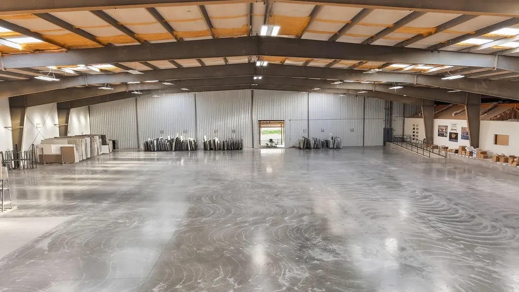 5830 Hwy 231 S Castalian Springs TN 37031