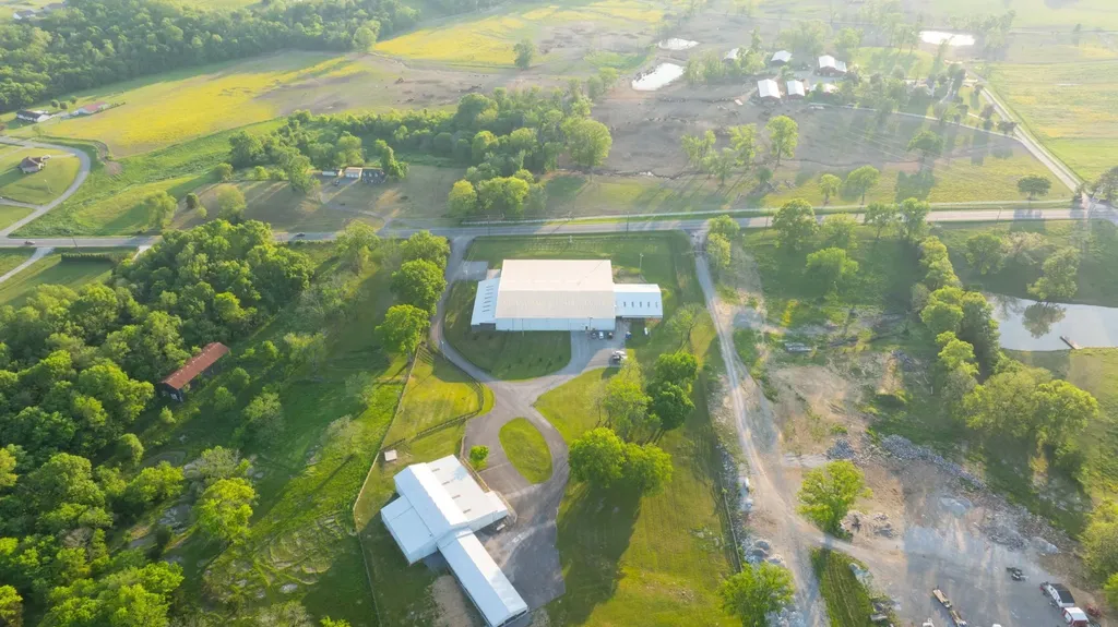 5830 Hwy 231 S Castalian Springs TN 37031