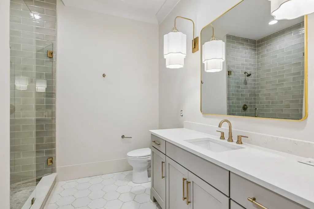 8087 Mountaintop Drive College Grove TN 37046