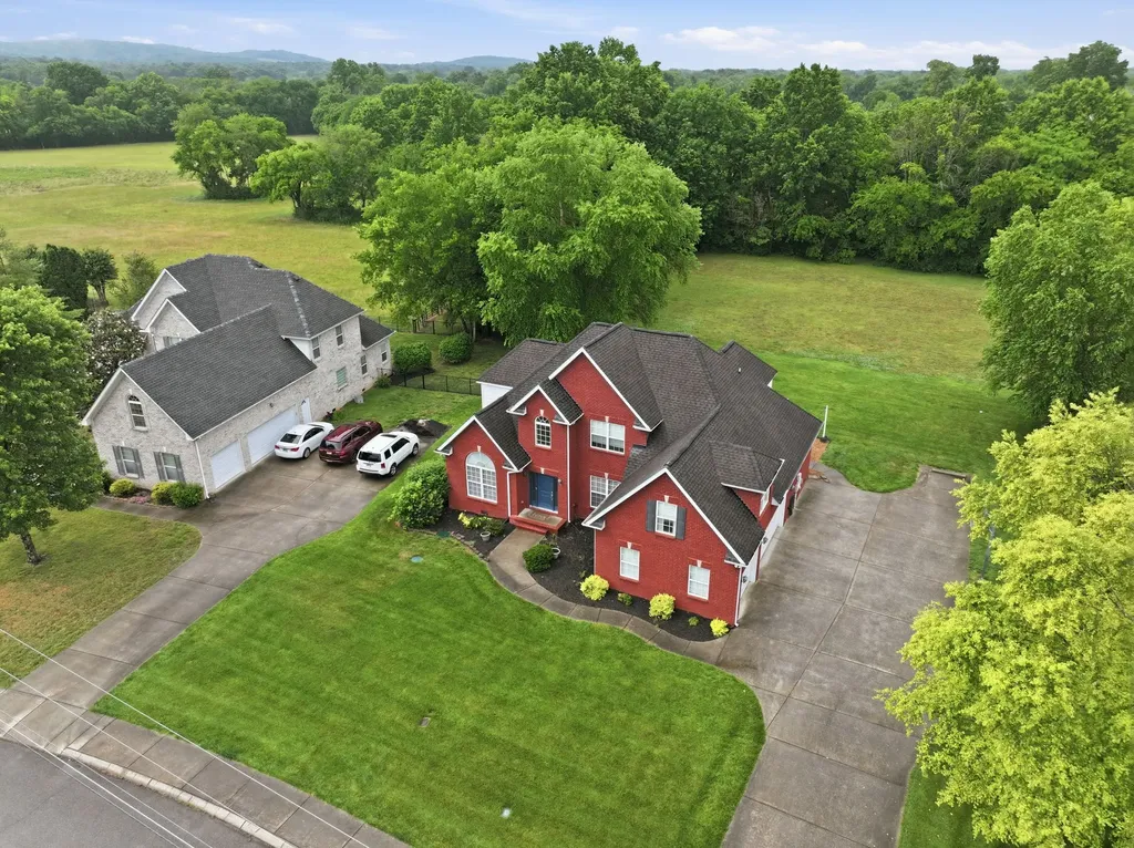 1317 Lunar Drive Murfreesboro TN 37129