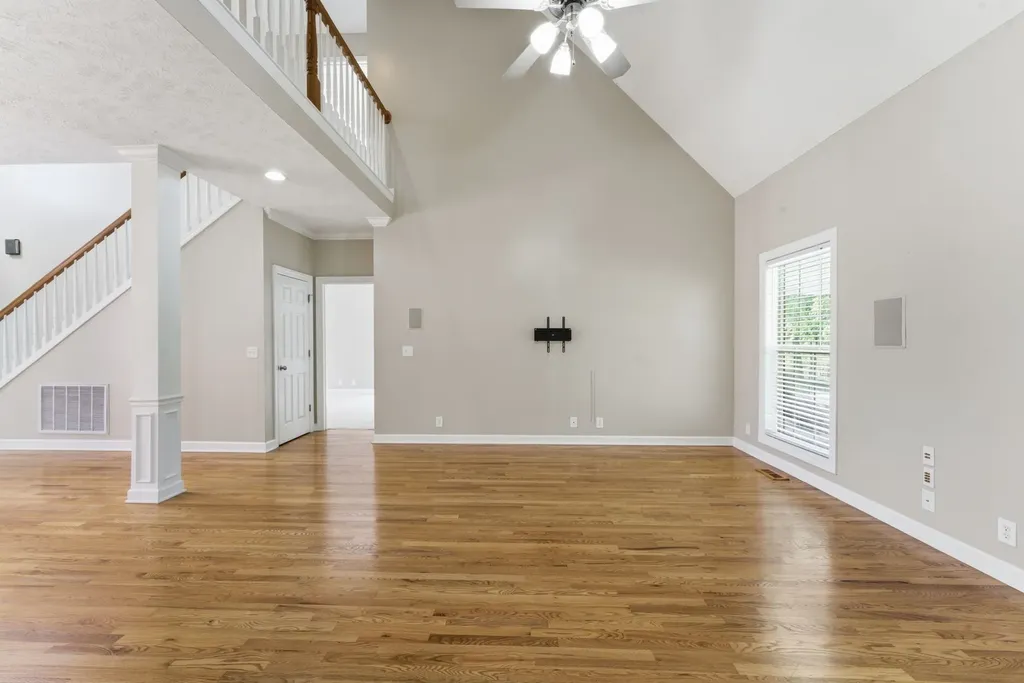 1317 Lunar Drive Murfreesboro TN 37129