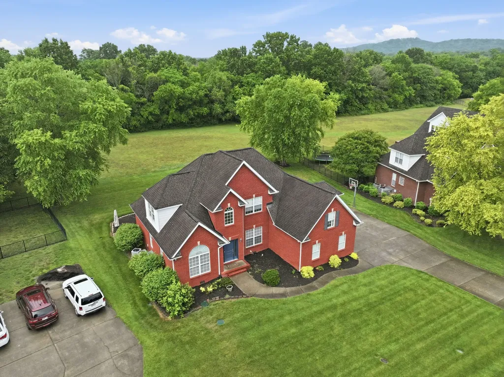 1317 Lunar Drive Murfreesboro TN 37129