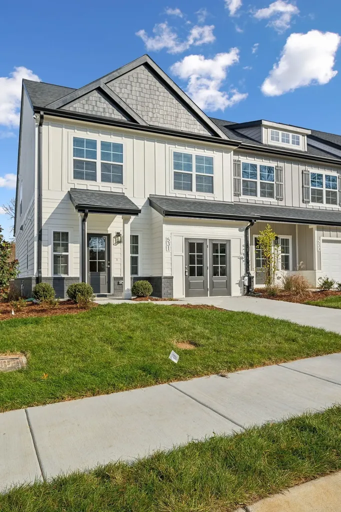 533 Tulip Springs Road Hermitage TN 37076