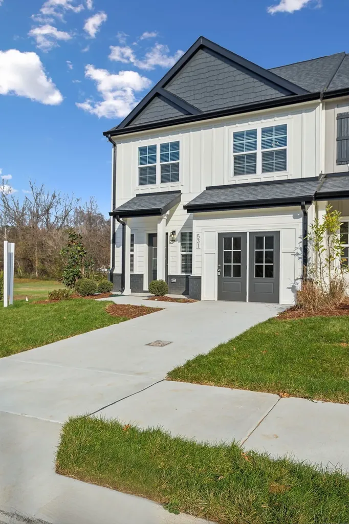 533 Tulip Springs Road Hermitage TN 37076