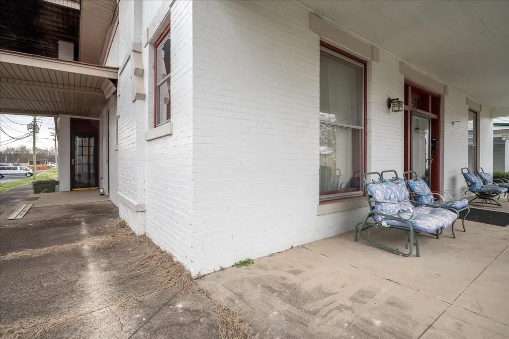235 Pulaski Street Lawrenceburg TN 38464