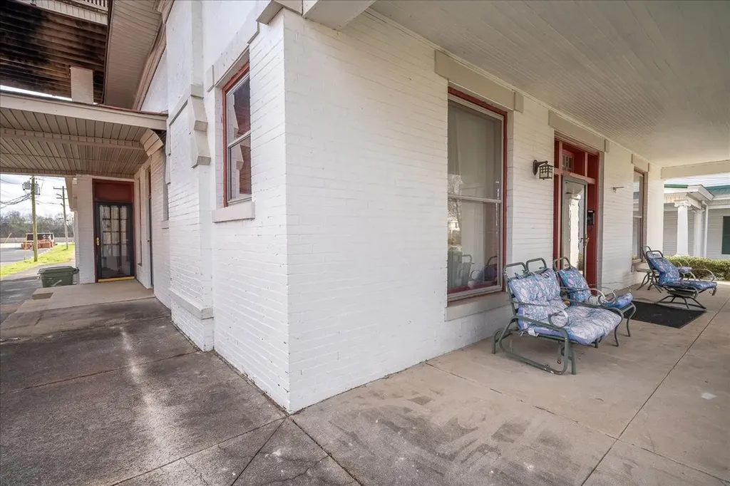 235 Pulaski Street Lawrenceburg TN 38464