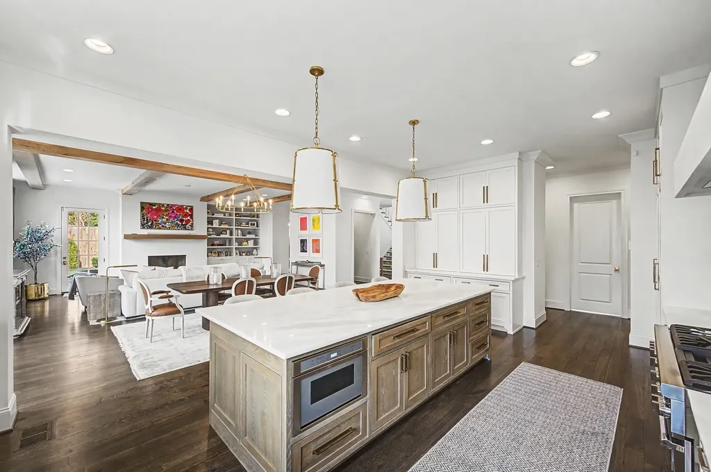 2402 Valley Brook Road Nashville TN 37215