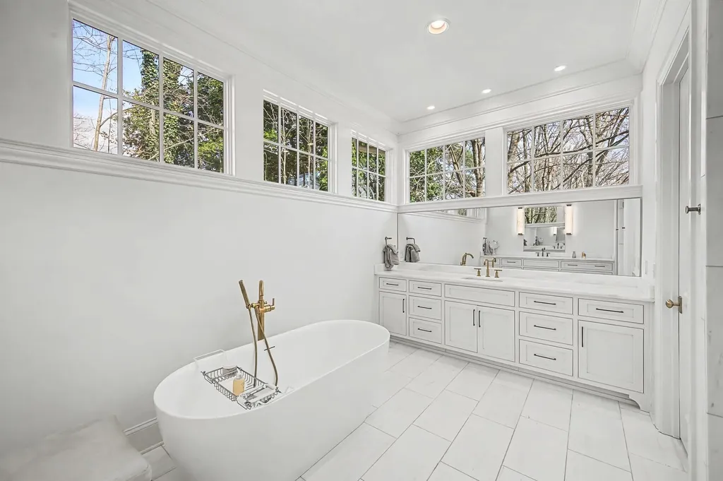 2402 Valley Brook Road Nashville TN 37215