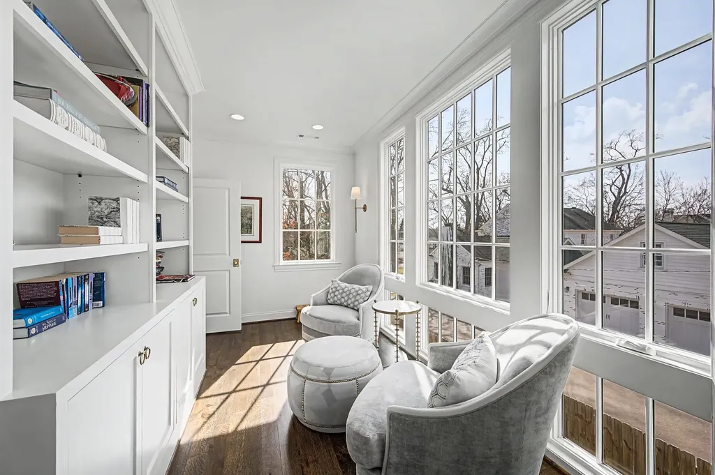 2402 Valley Brook Road Nashville TN 37215