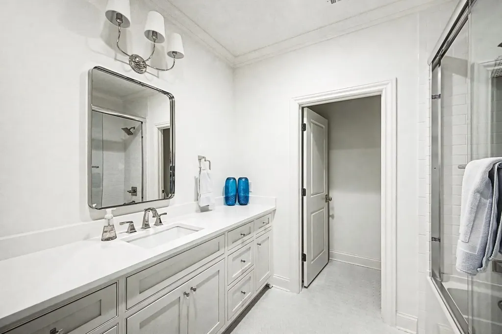 2402 Valley Brook Road Nashville TN 37215