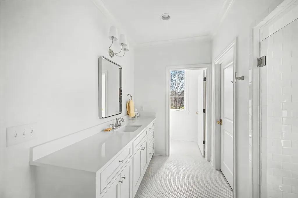 2402 Valley Brook Road Nashville TN 37215