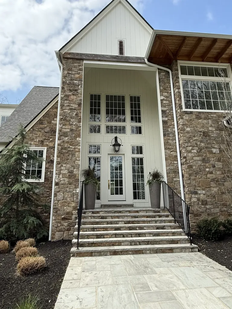 2402 Valley Brook Road Nashville TN 37215