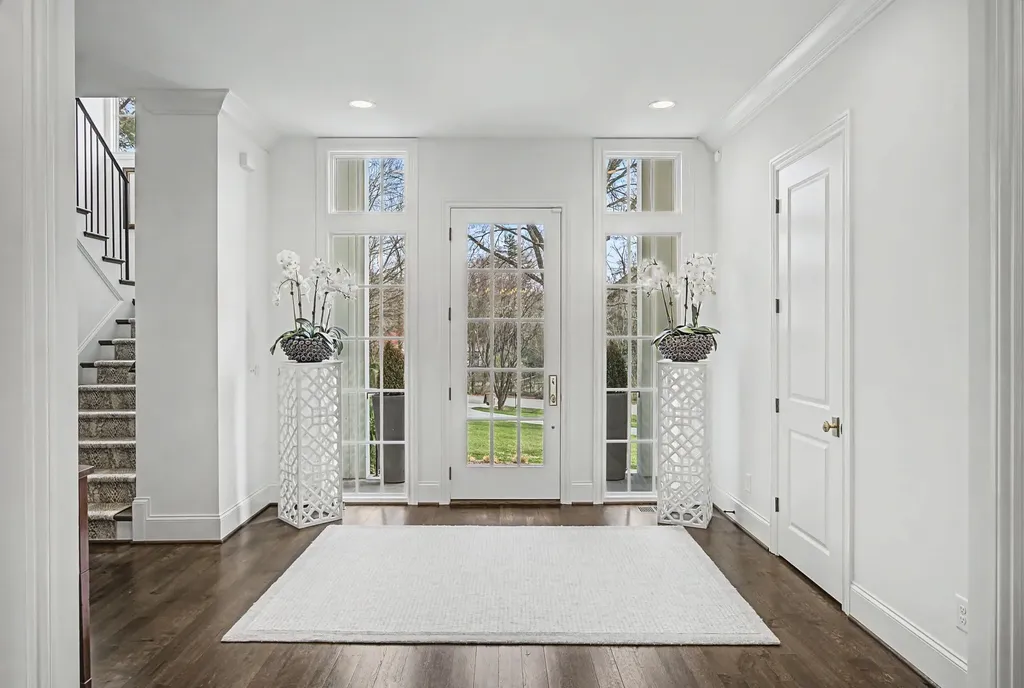 2402 Valley Brook Road Nashville TN 37215
