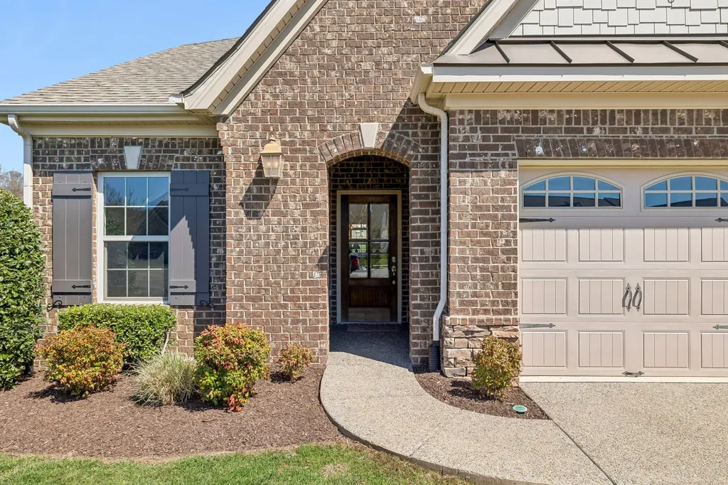 1034 Callaway Drive Lebanon TN 37087
