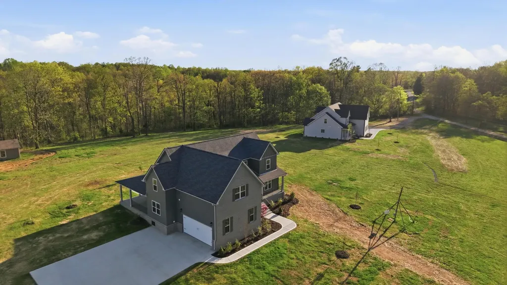 6211 Dyer Road Goodlettsville TN 37072
