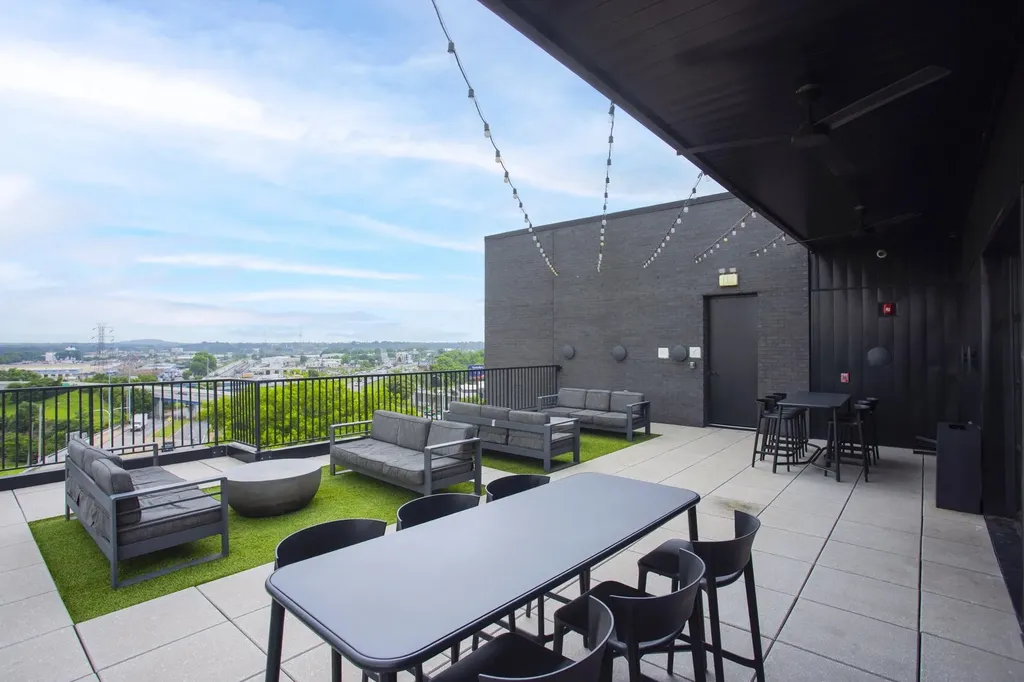 65 Lindsley Avenue Nashville TN 37210