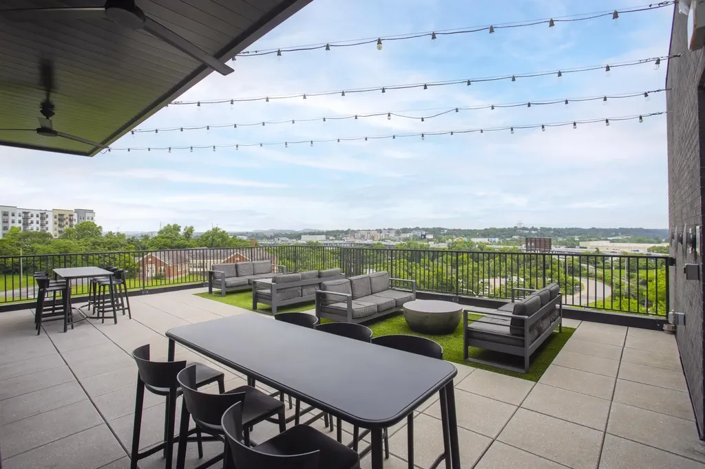65 Lindsley Avenue Nashville TN 37210