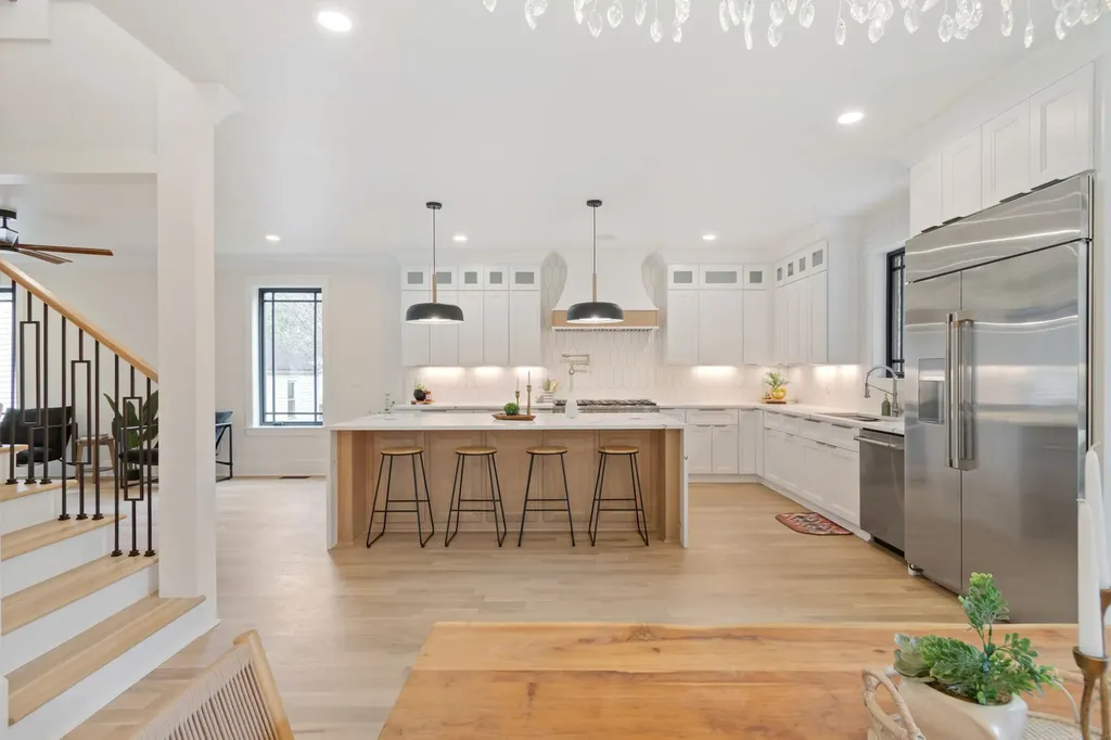 1240 Kenmore Place Nashville TN 37216