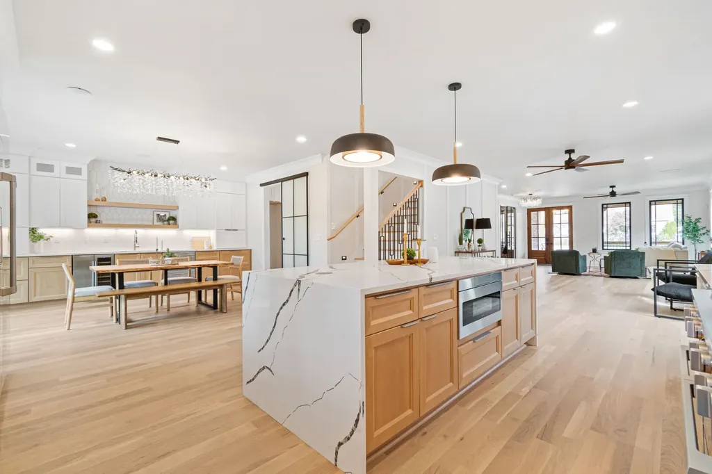 1240 Kenmore Place Nashville TN 37216
