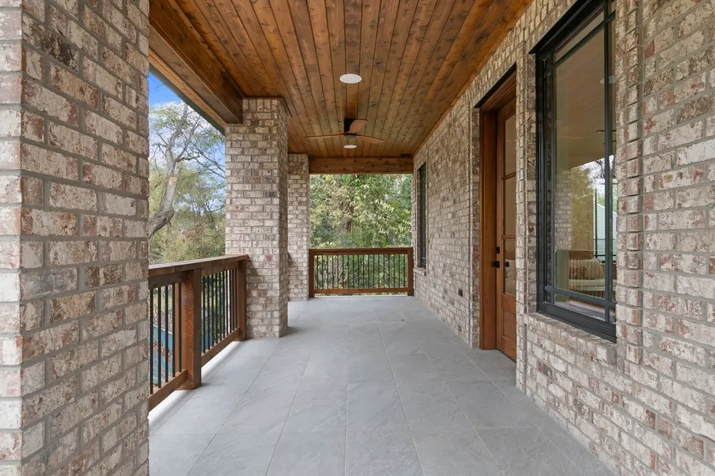 1240 Kenmore Place Nashville TN 37216