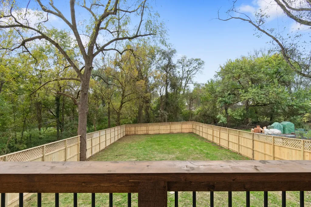 1240 Kenmore Place Nashville TN 37216