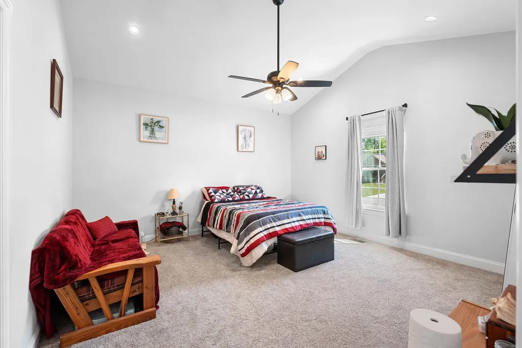 391 Elm Avenue Lewisburg TN 37091