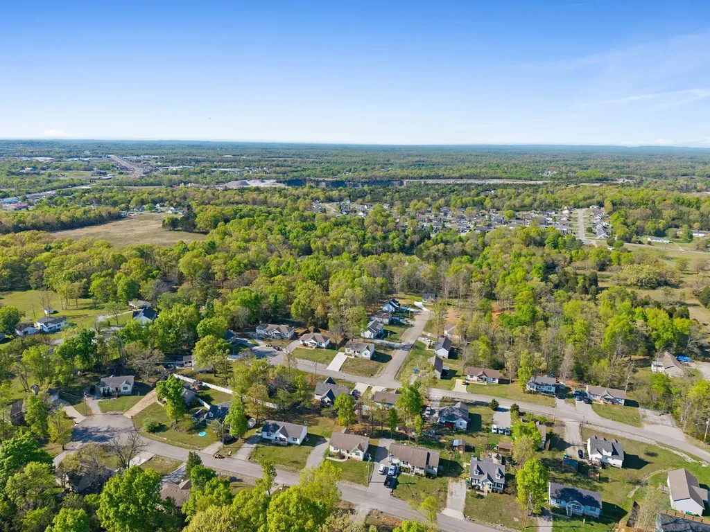 391 Elm Avenue Lewisburg TN 37091