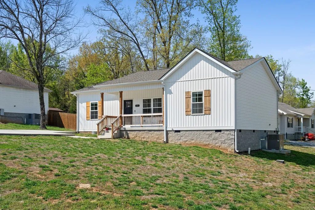 391 Elm Avenue Lewisburg TN 37091