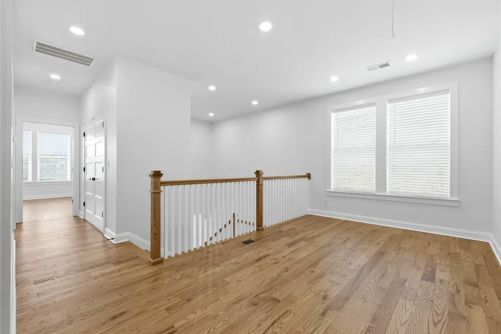 2310 18th Ave, N Nashville TN 37208