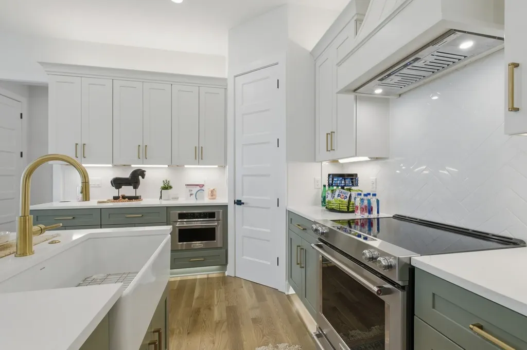 2308 18th Ave, N Nashville TN 37208
