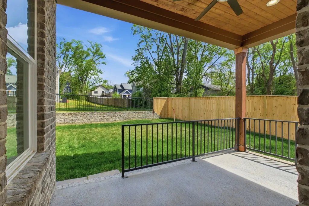 2308 18th Ave, N Nashville TN 37208