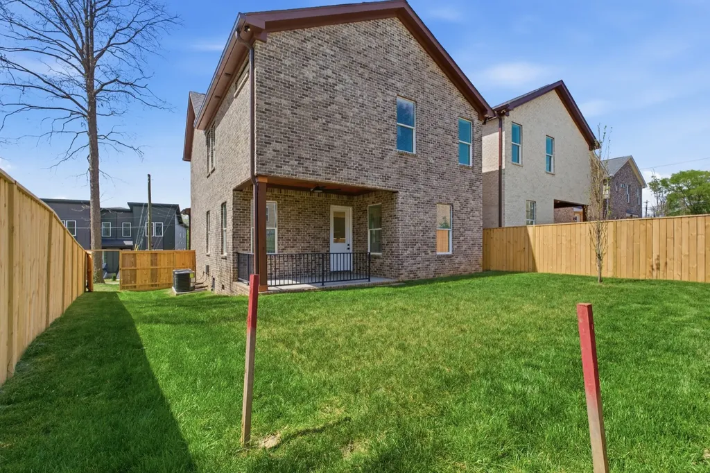 2308 18th Ave, N Nashville TN 37208