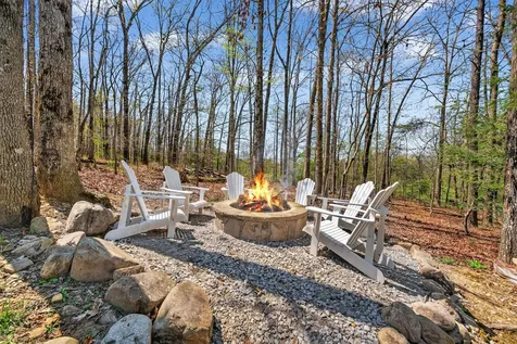 191 Waters Edge Way Tracy City TN 37387