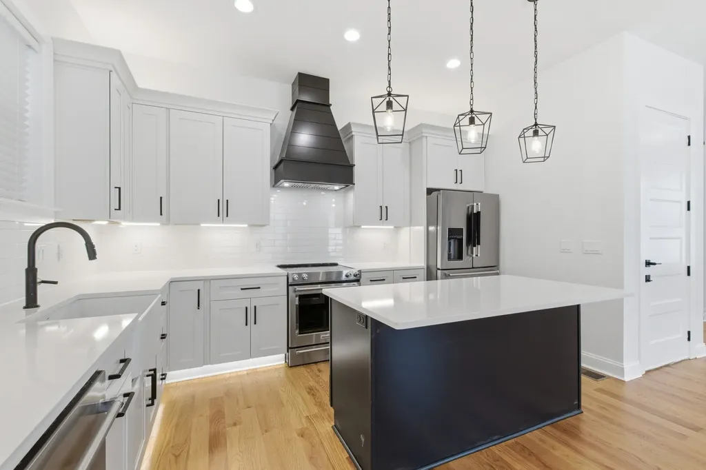 2314 18th Ave, N Nashville TN 37208