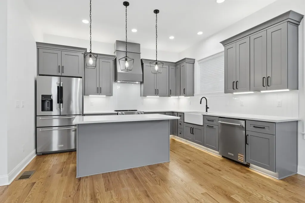 2312 18th Ave, N Nashville TN 37208
