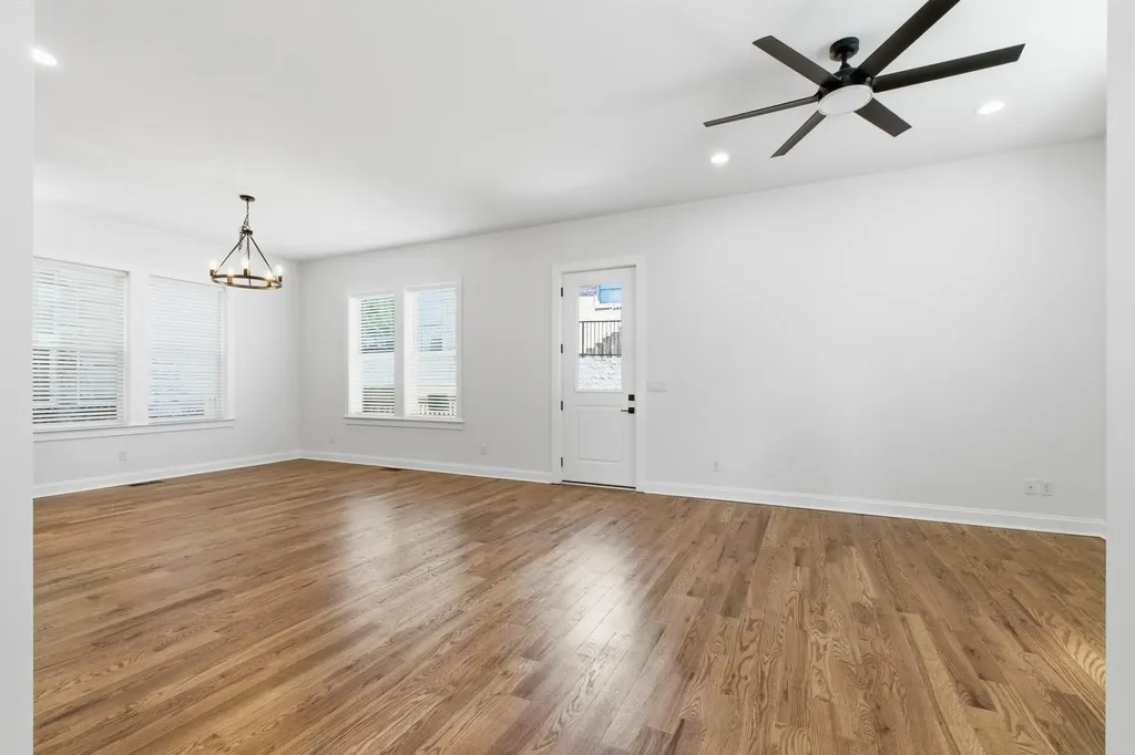 2312 18th Ave, N Nashville TN 37208