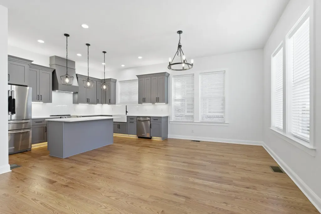 2312 18th Ave, N Nashville TN 37208
