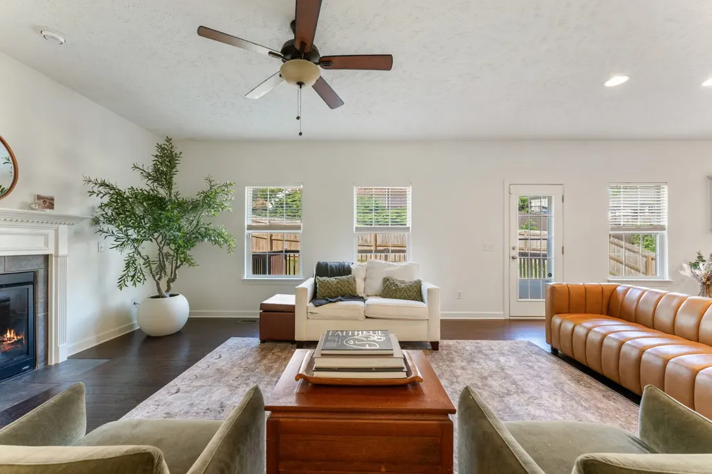 7969 Oakfield Grove Brentwood TN 37027
