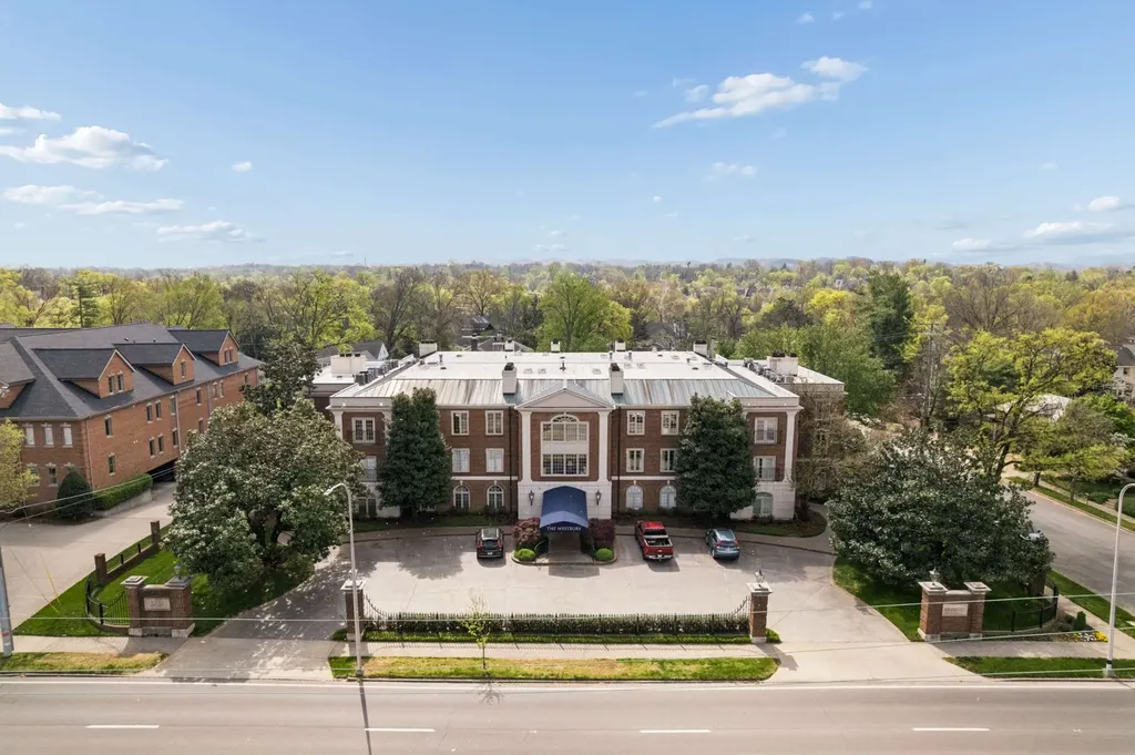 3737 West End Avenue Nashville TN 37205