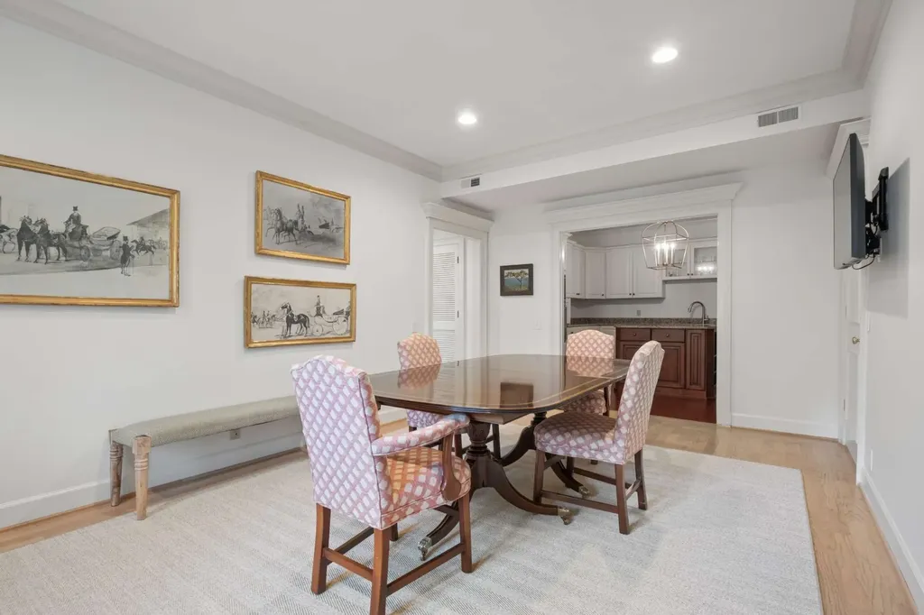 3737 West End Avenue Nashville TN 37205