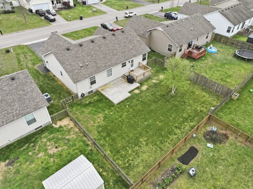 1824 Elizabeth Lane Columbia TN 38401