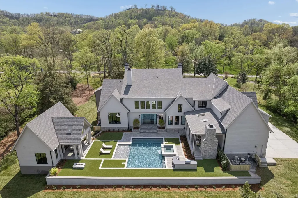 1114 Tyne Boulevard Nashville TN 37220
